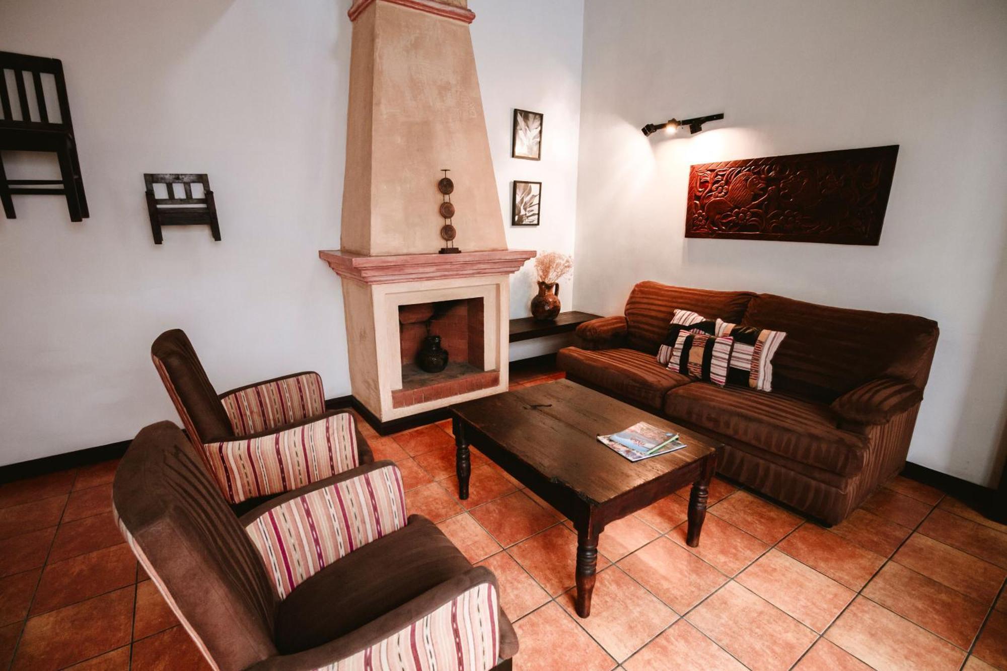 All Suite El Marques De Antigua Exteriör bild