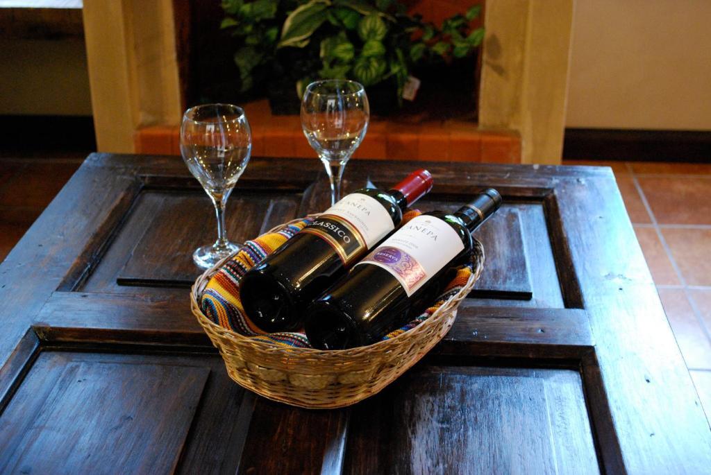 All Suite El Marques De Antigua Rum bild